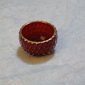 Elegant Red and Gold Textured Ring